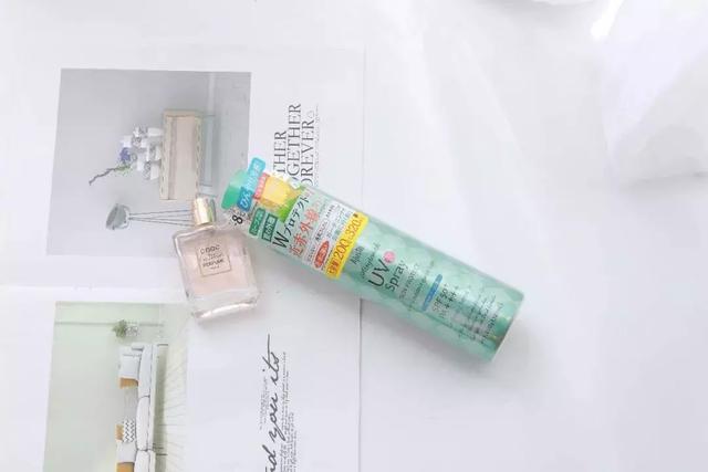 李佳琦吐槽防晒喷雾,李佳琦推荐防晒喷雾