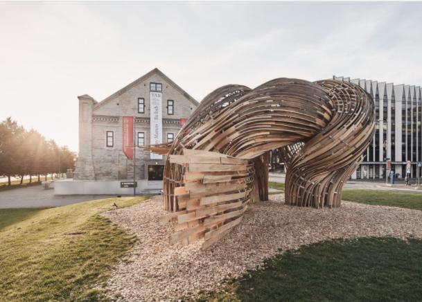 长成这个样子的厕所，我猜你一定没见过