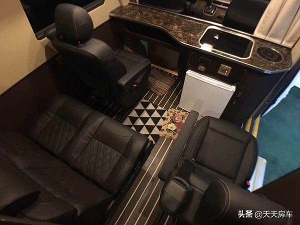 北京二手东风御风短轴中顶房车,2023款东风御风短轴房车