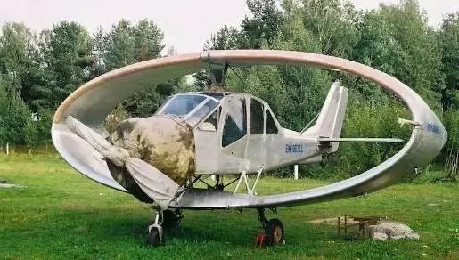 飞机翅膀那么薄为什么能托起机身,飞机翅膀的翼稍小翼有几种