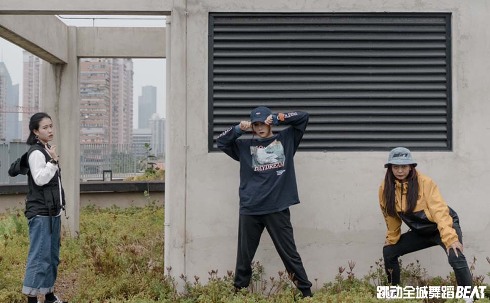 如何在家快速自学街舞,自学街舞入门零基础