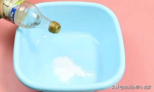 纯棉掉色的衣服怎么洗不掉色,衣服掉色用什么方法洗不掉色