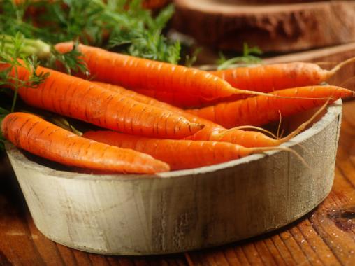 小孩吃什么食物可以明目保护眼睛,吃猪肝对保护视力有好处吗