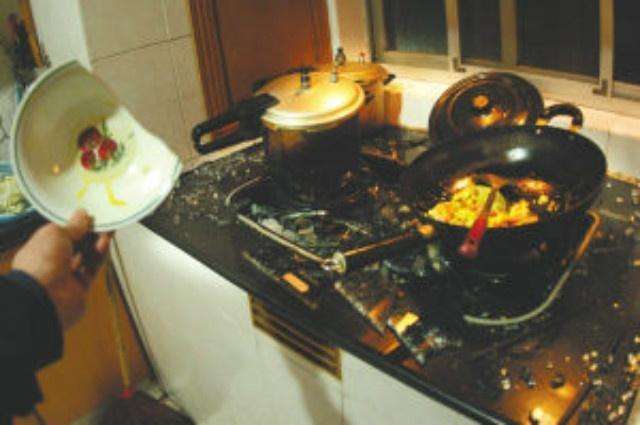 红外线燃气灶烧水快吗,红外线燃气灶功率多大