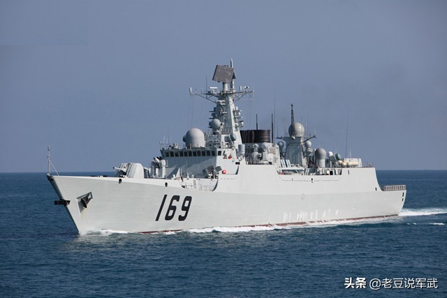 052驱逐舰发展历程,052d驱逐舰最快速度是多少