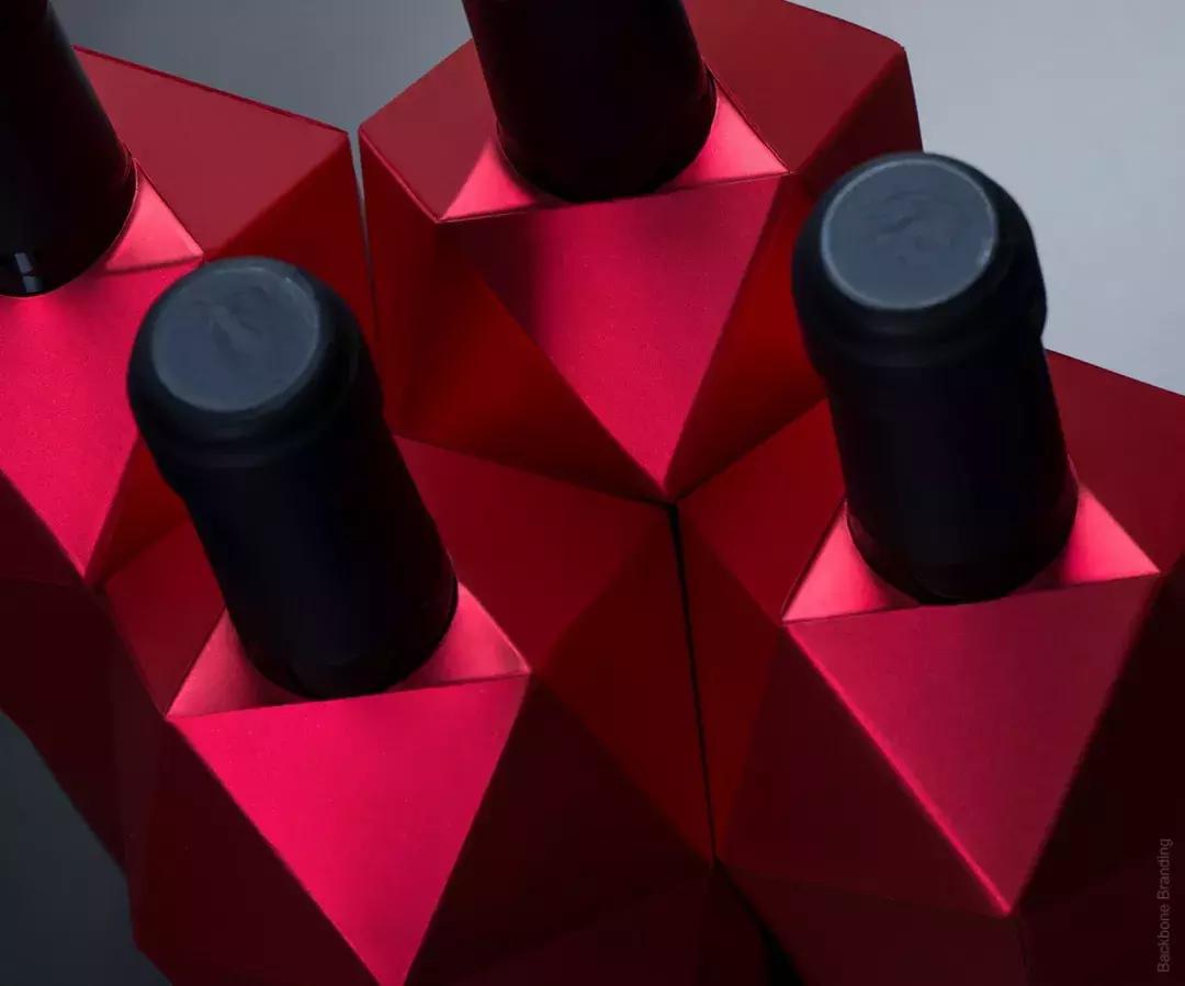 高级感风格化包装设计,100个顶级包装设计国潮风格