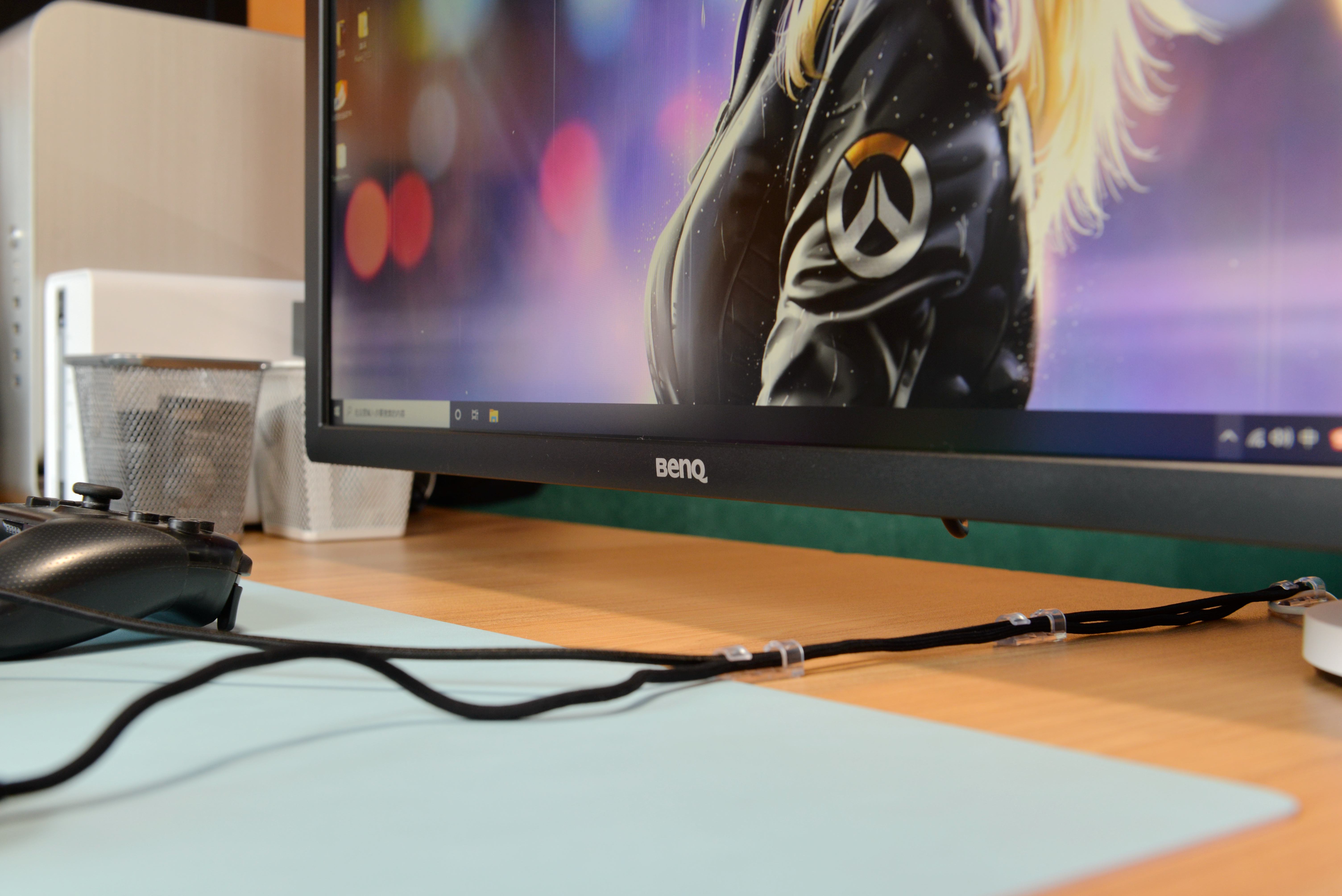 数十款桌面神器，打造100寸娱乐桌面，投影与显示器的完美结合