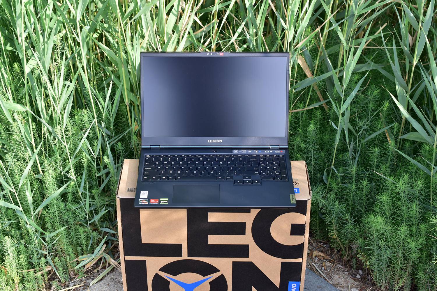 联想拯救者r70002020款能玩什么,联想拯救者r7000标准配置性能测试