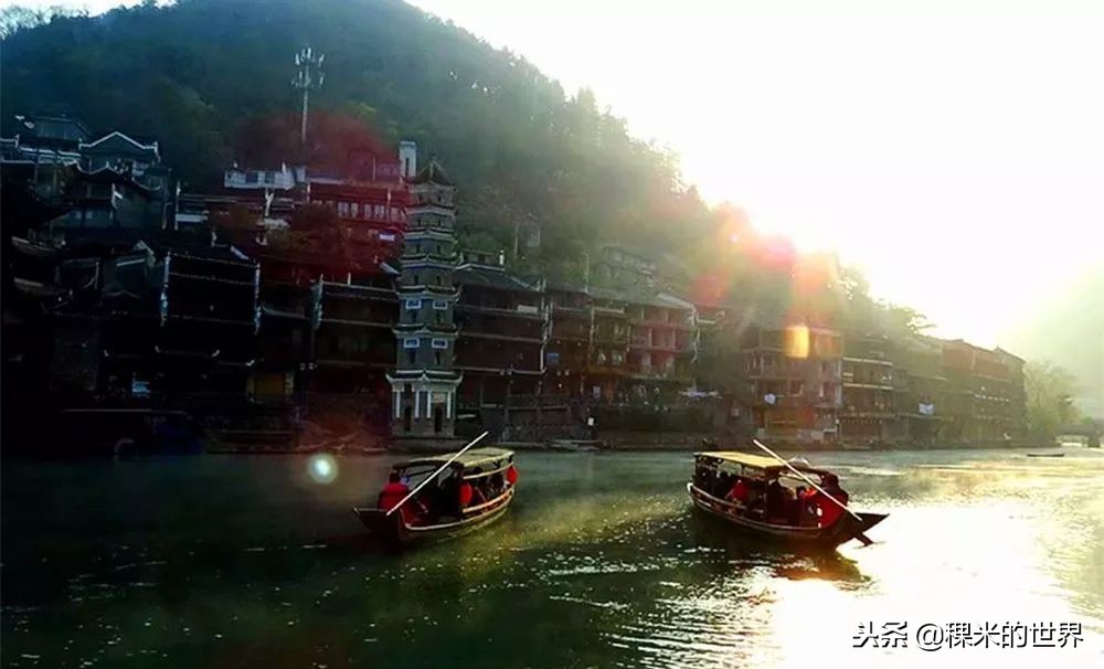 听见马蹄声凤凰传奇,凤凰古城最经典的故事