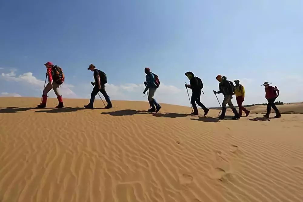 这是一份“大漠戈壁徒步指南——装备篇”，请您签收！