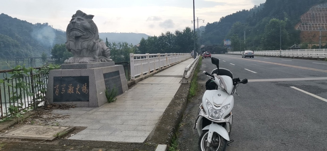 大阳v锐150和豪爵vr150e对比,豪爵vr150e踏板测评