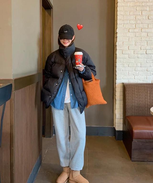 牛仔衬衫怎么搭配外套冬季,浅蓝色衬衫搭配牛仔外套