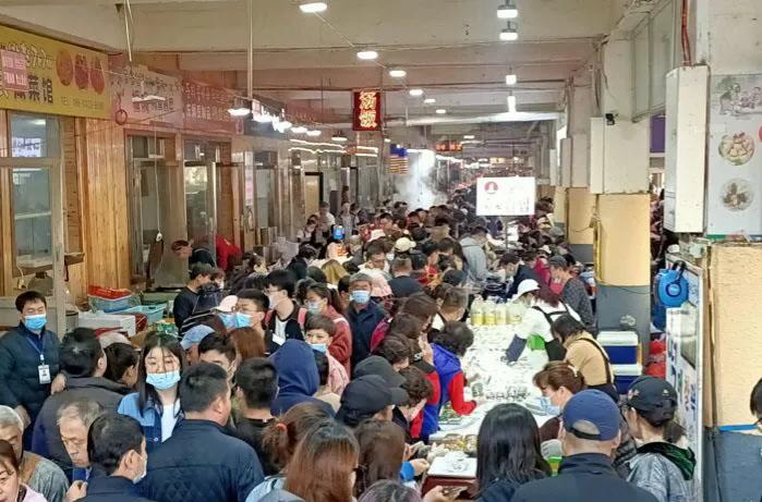 延边打卡景点水上市场,延边朝鲜族美食一条街