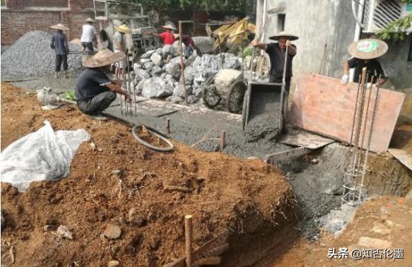 盖房引起隔壁地基下沉,农村建房基础下沉怎么处理