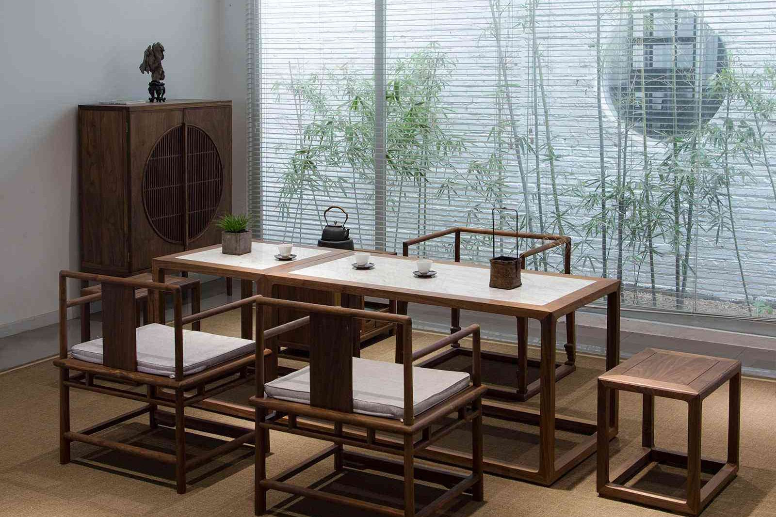 静心享受平淡如水的生活,享受安静和独处喝茶看书