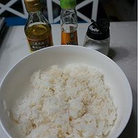 寿司和紫菜包饭别傻傻分不清，教大家怎么做紫菜包饭，好吃又营养