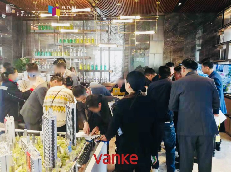 人气沸腾时代！万科双星何以持续热引小港？