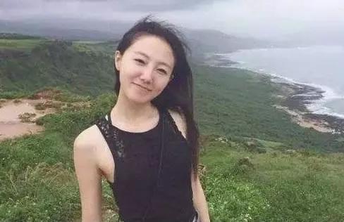 林更新与网红互动,林更新和网红亲密合影