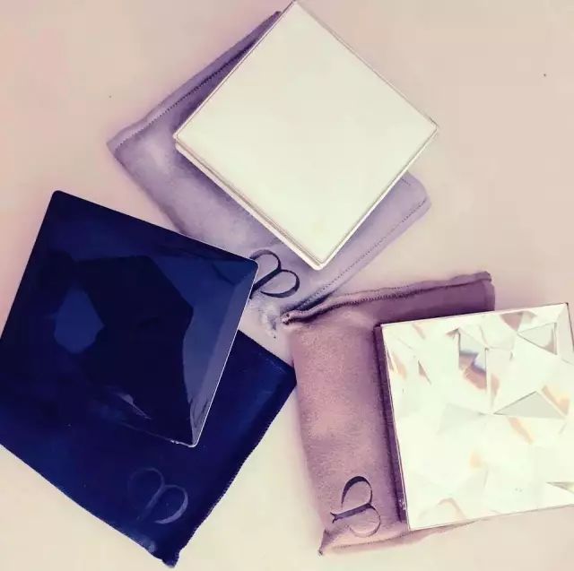 cpb肌肤之钥遮瑕棒,正确cpb隔离dw粉底液上妆方法