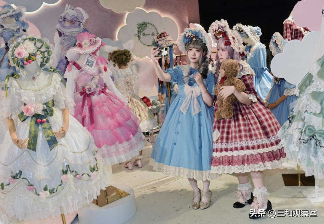 jk汉服lolita新穿搭,怎么区别正版和盗版的jk制服