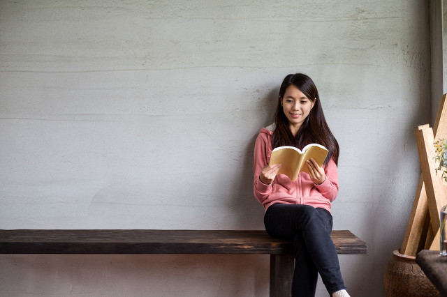 90年代打工妹的故事视频,90年代打工妹辛酸故事