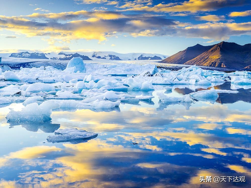 冰岛｜北大西洋中的一个岛国，人口约为34万，首都是雷克雅未克