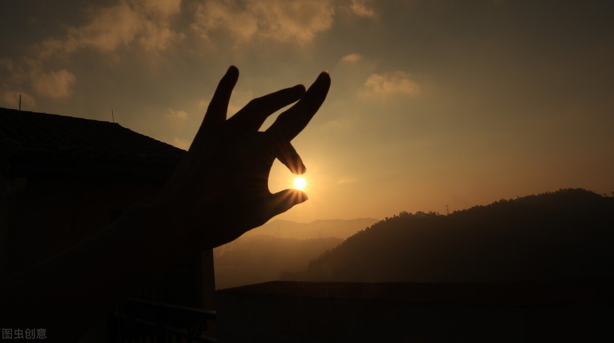 啥都不想干对啥都没兴趣,对什么都提不起兴趣什么都不想做