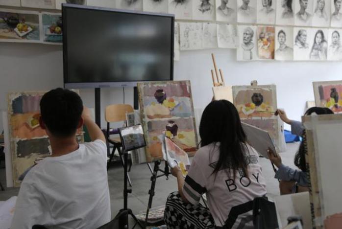 张雪峰讲解美术类专业高考,张雪峰老师谈小语种美术生