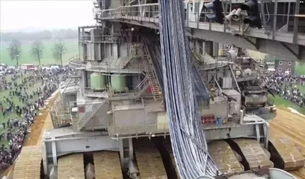 足以震惊世界的八个超级工程,盘点全球巨无霸工程机械