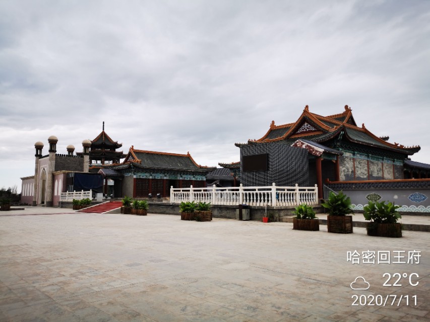 哈密疆内旅行最新消息,新疆哈密市东大门