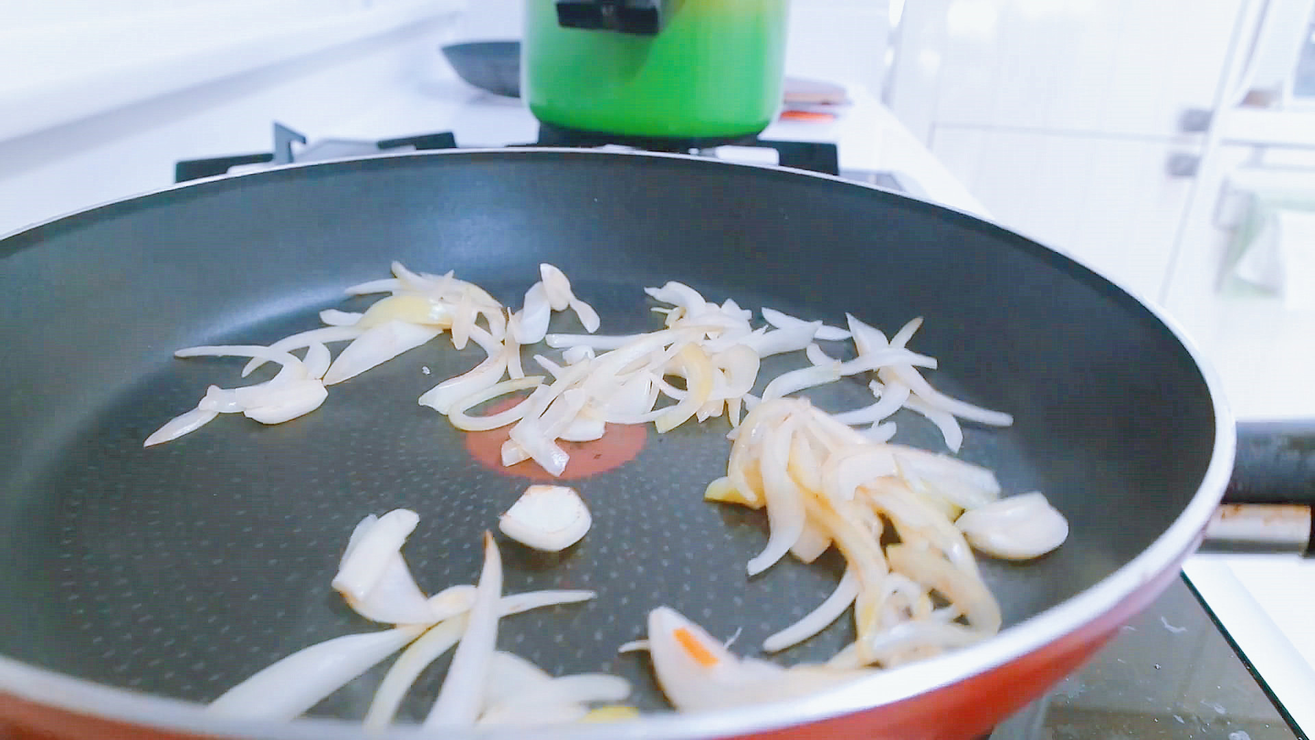 一个10寸披萨面饼的配方,一张八寸披萨饼的做法