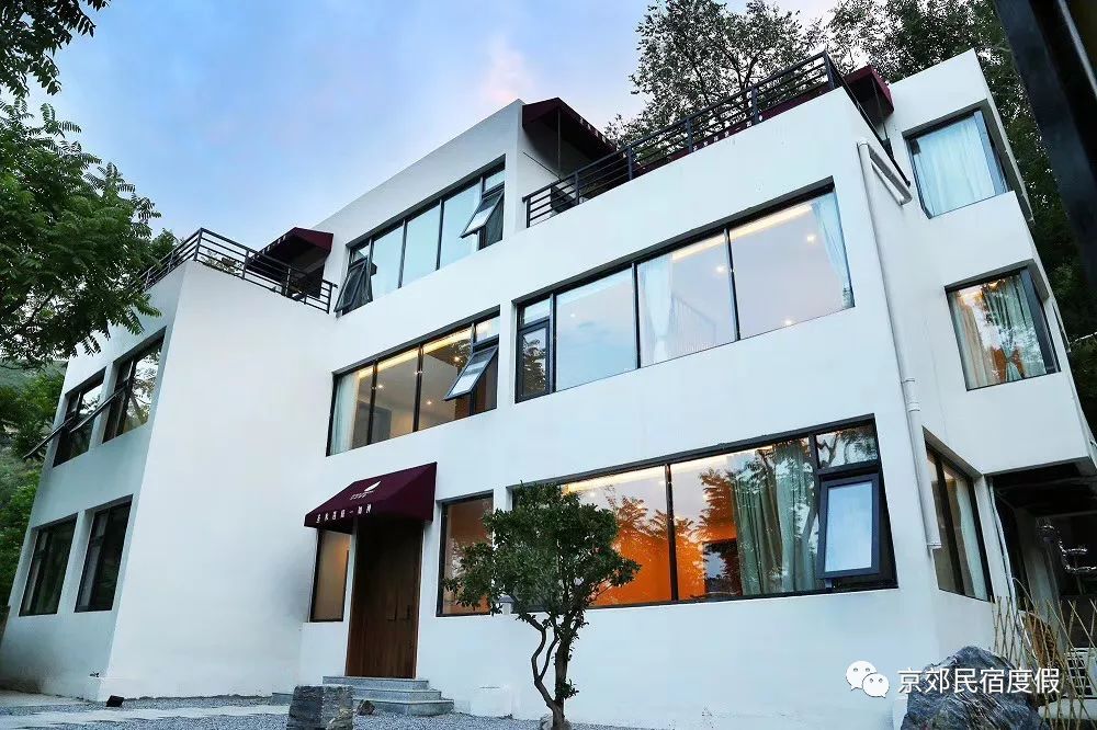 丝绸之路滑雪场民宿推荐,滑雪温泉民宿推荐