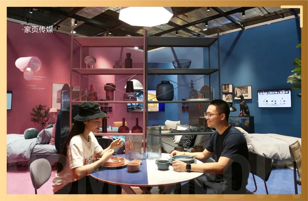 陌生男女如何共处一室？美间在2019摩登上海展给你答案