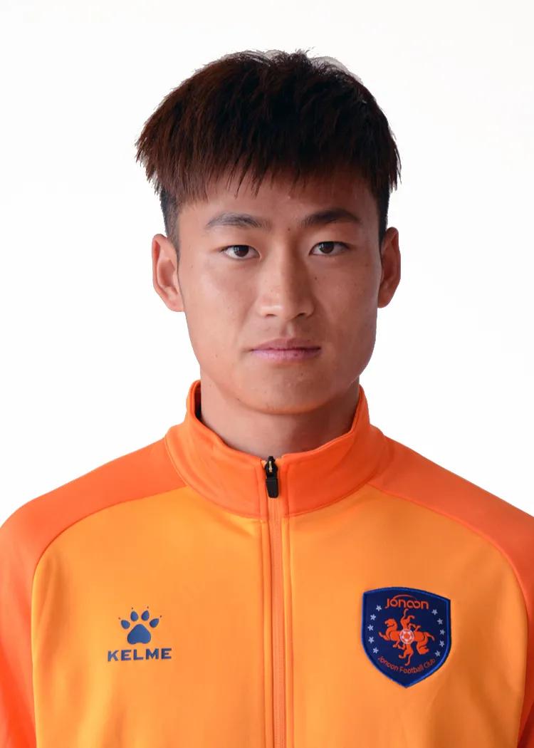 青岛海牛足球队球员名单,2021青岛海牛足球队