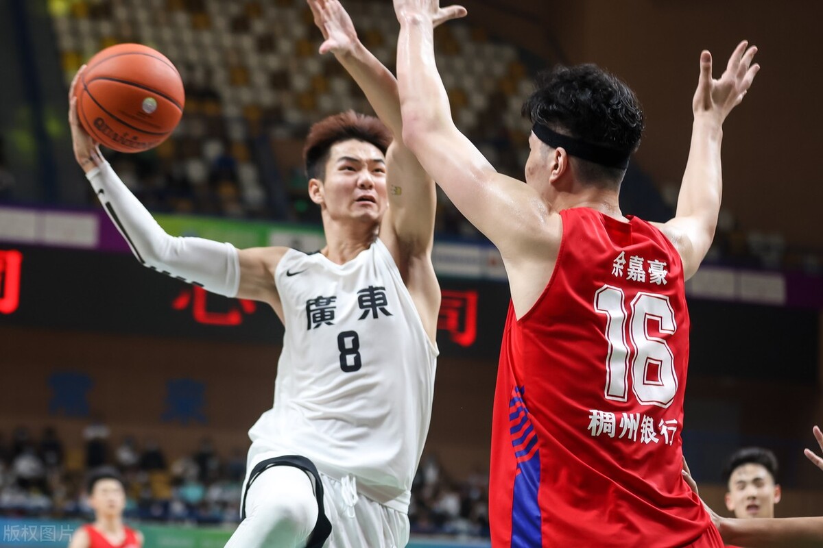 广东男篮25分大胜辽宁男篮数据,余嘉豪cba生涯首秀25分