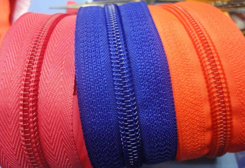 箱包知识,如何保护包包的拉链