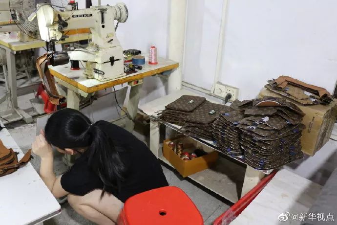 迪拜买名牌包,大牌包造假迪拜