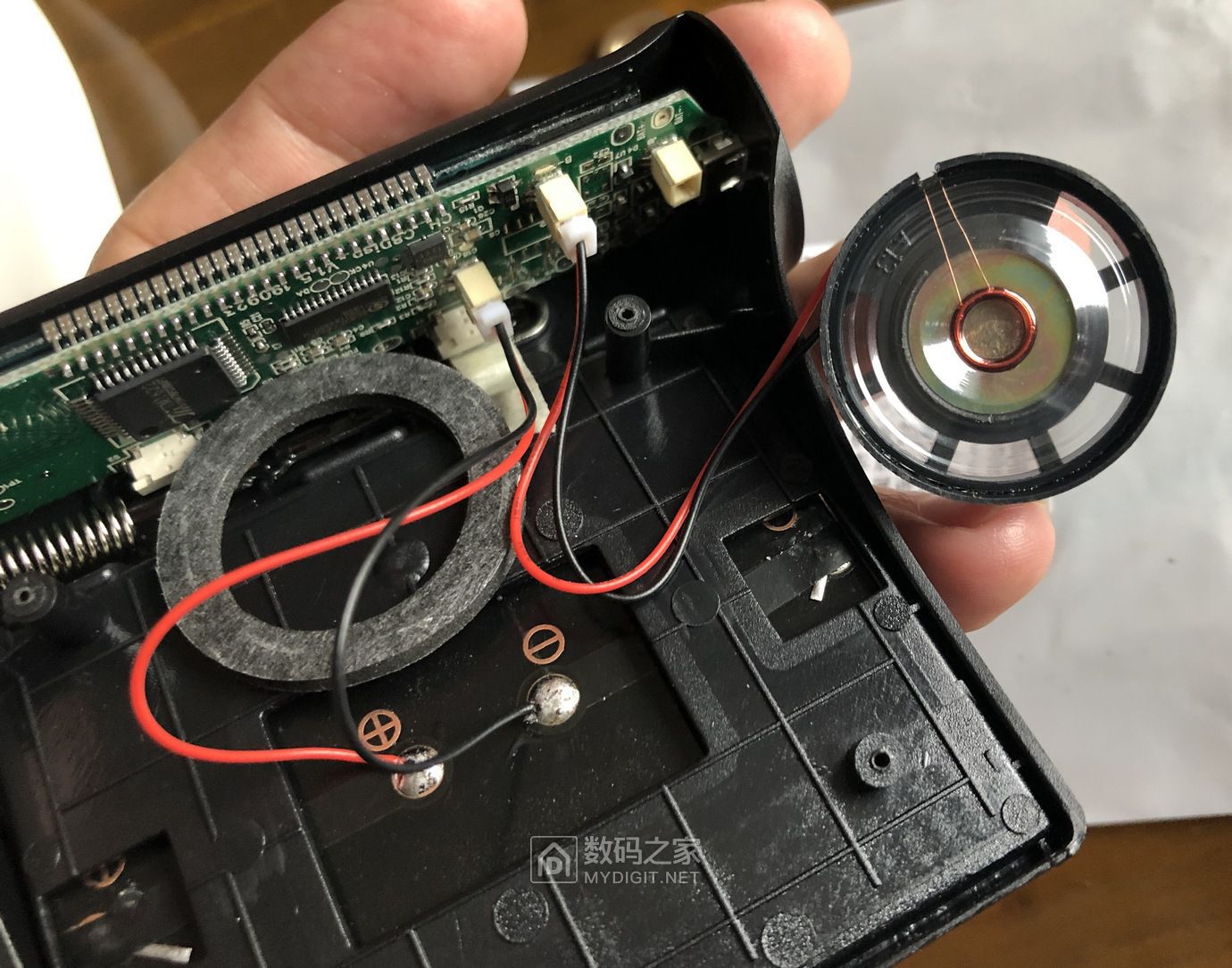 外置式胎压监测评测,外置胎压监测传感器拆解