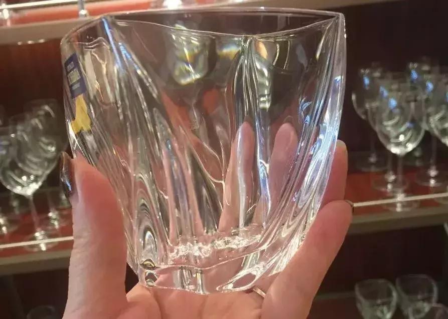 捷克水晶，亮闪闪的童话梦