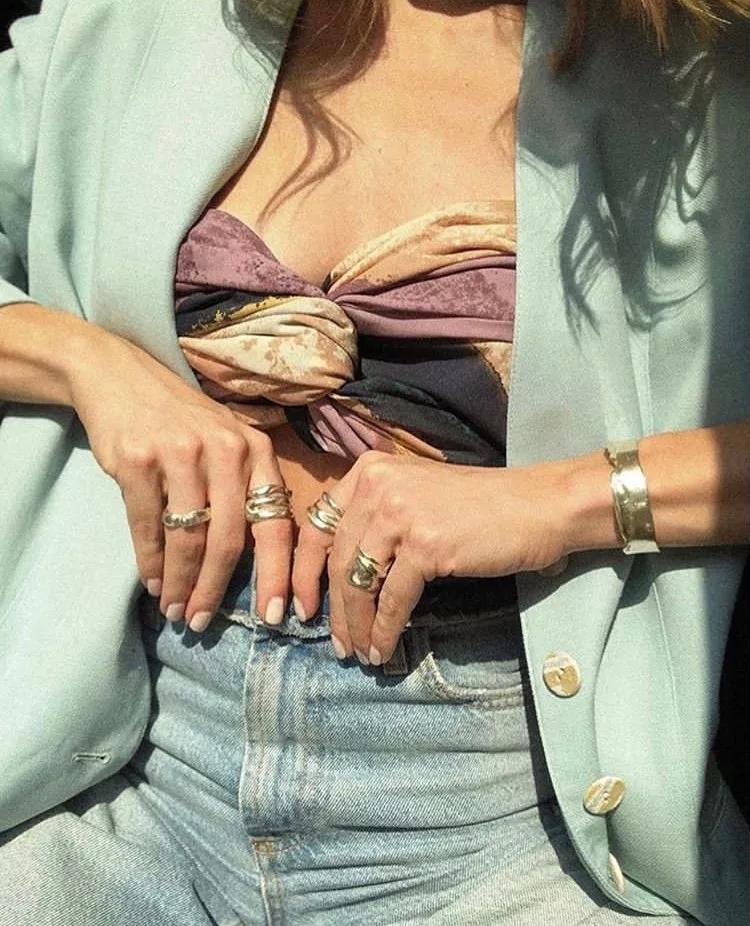 一学就会的丝巾五种系法,大长款丝巾的花样系法大全