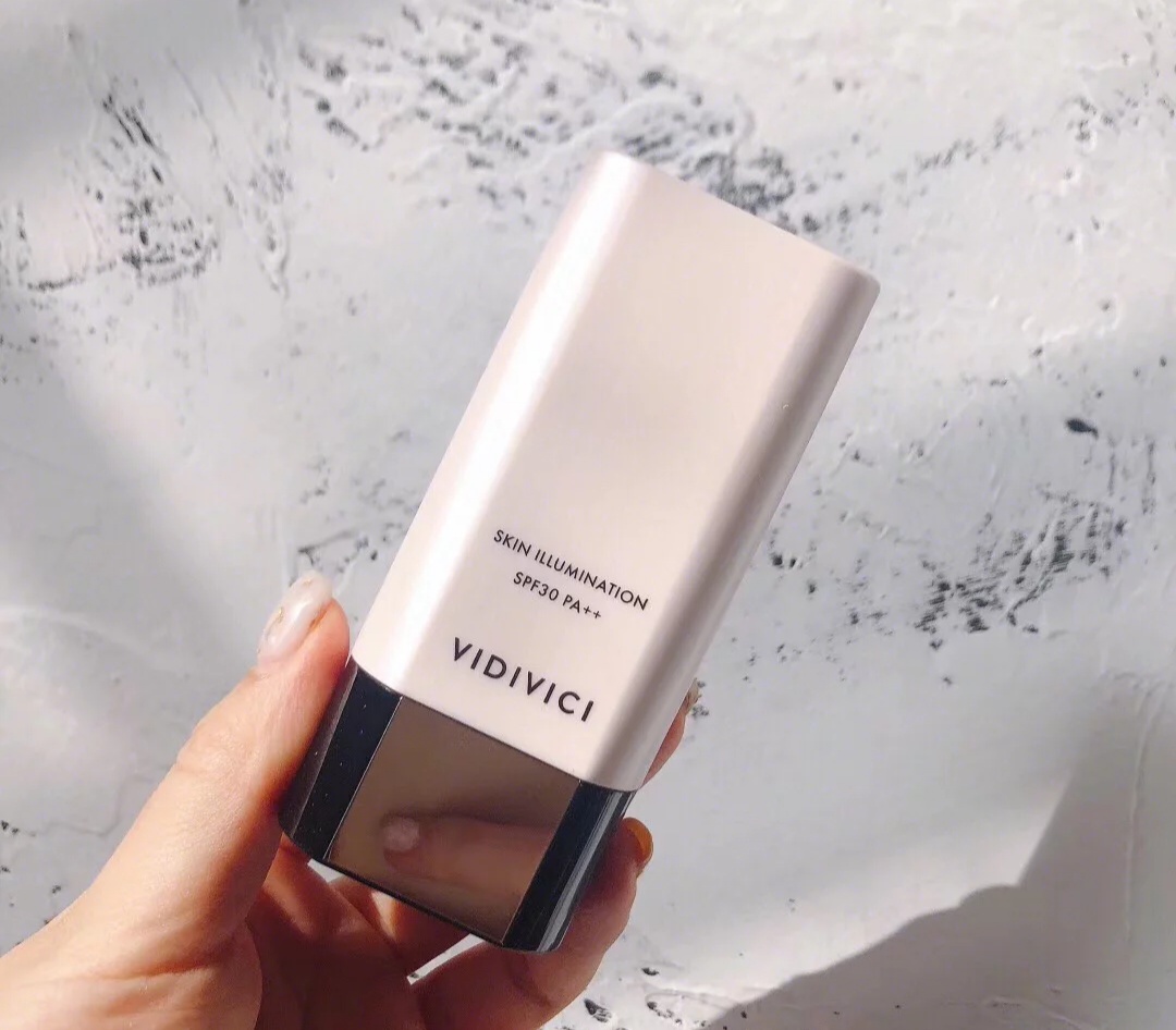 兰芝奶油保湿霜,遮瑕防晒隔离三合一推荐兰芝