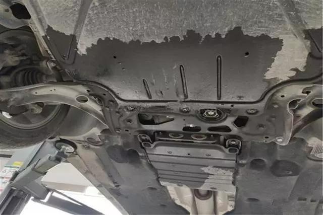 大众迈腾烧机油维修师傅讨论,老迈腾发动机漏油怎么办