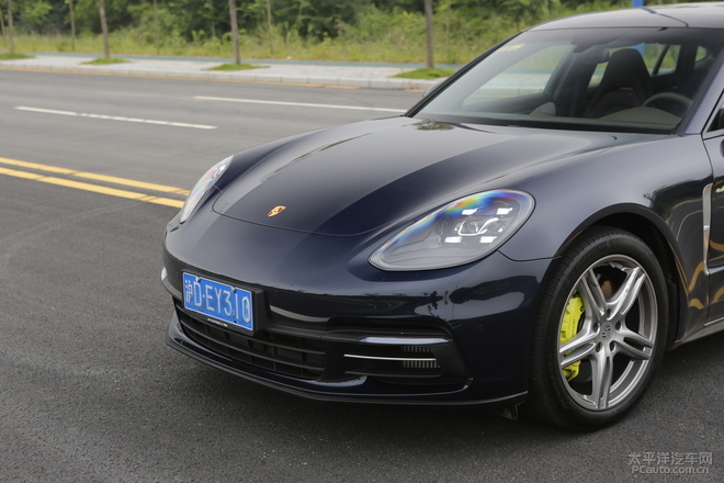 保时捷panamera混动深度测试 (全新保时捷panamera4s 2.9t试驾感受)