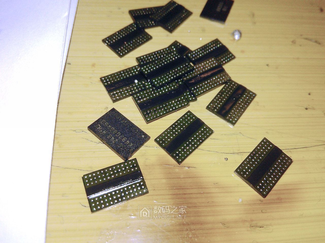 搬砖级DIY改造，服务器RECC内存改普通台式DDR3内存条