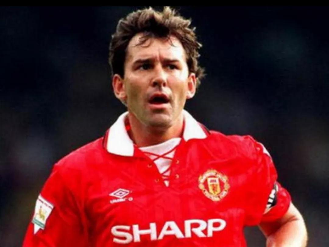 曼联历任身披7号球衣,穿着7号球衣的篮球巨星