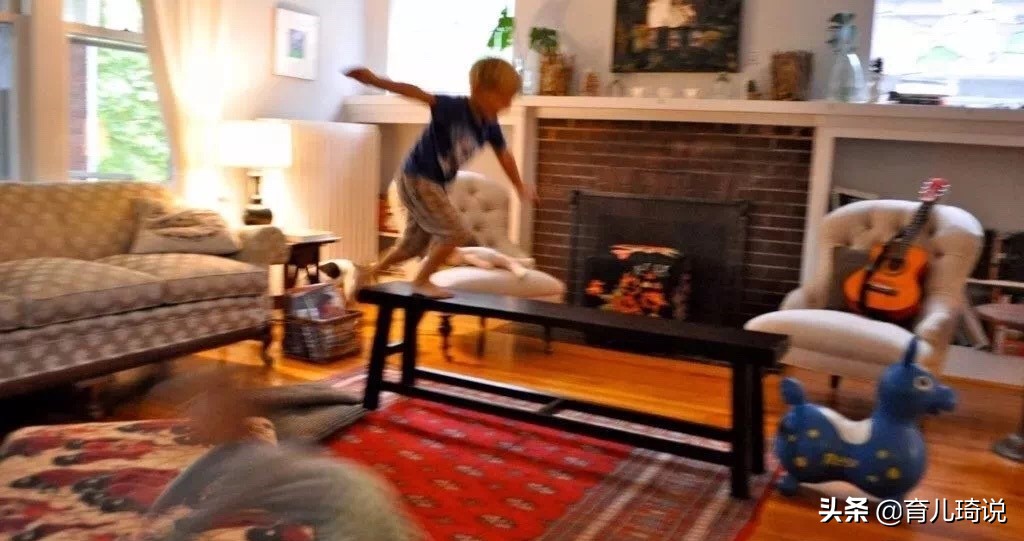 适合冬天宝宝室内游戏,下雨天适合孩子室内玩的游戏