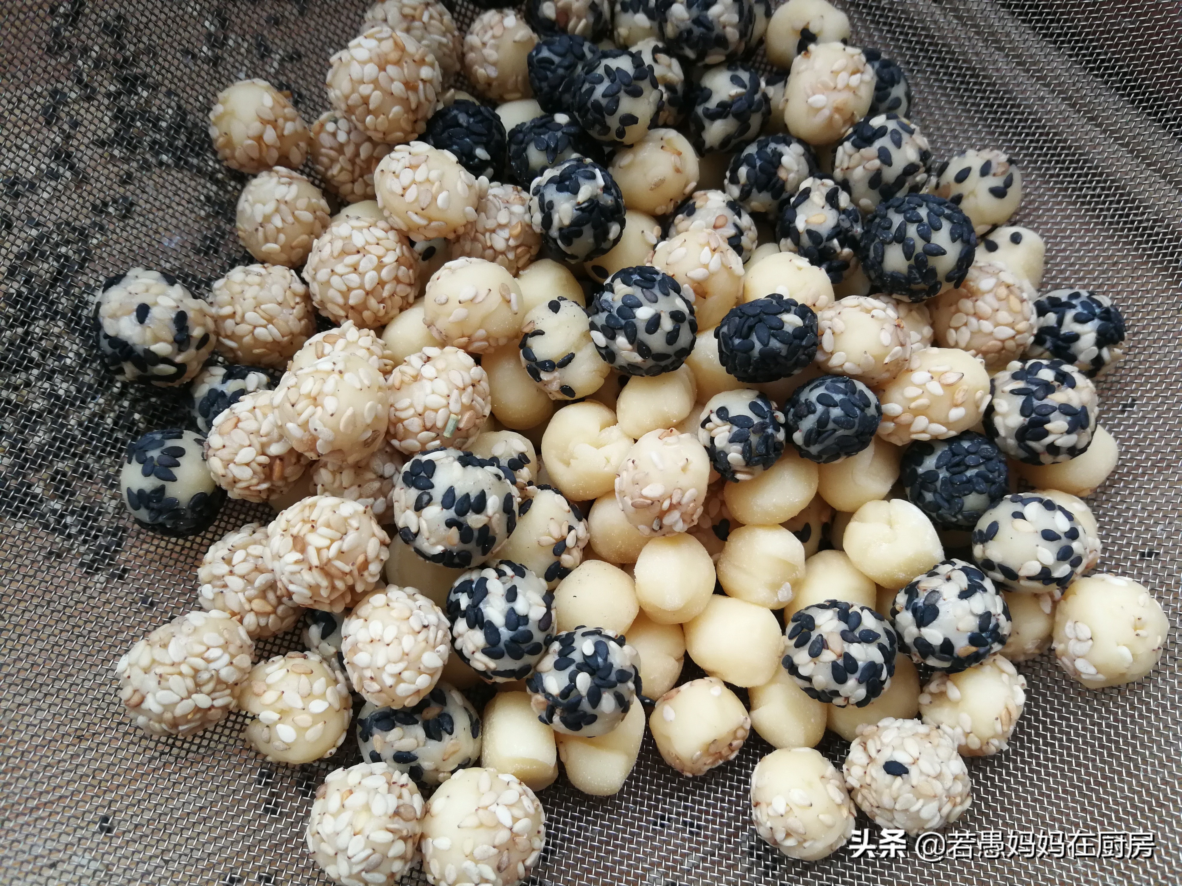 二月二吃豆豆顺口溜,二月二吃五颜六色的豆豆