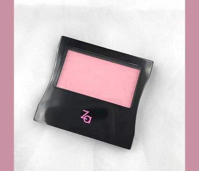 泫雅重腮红妆容,泫雅同款鬼马亮片妆