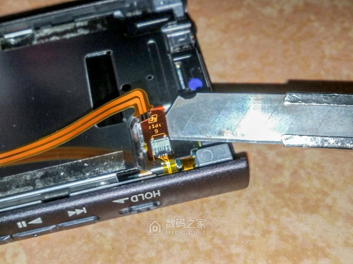 售价1000元的索尼NW-A45无损音乐*放播**器拆解！对比NW-A35主板图