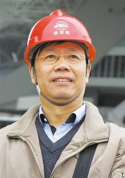 为什么中国高铁项目领先日本,中国高铁占世界比例